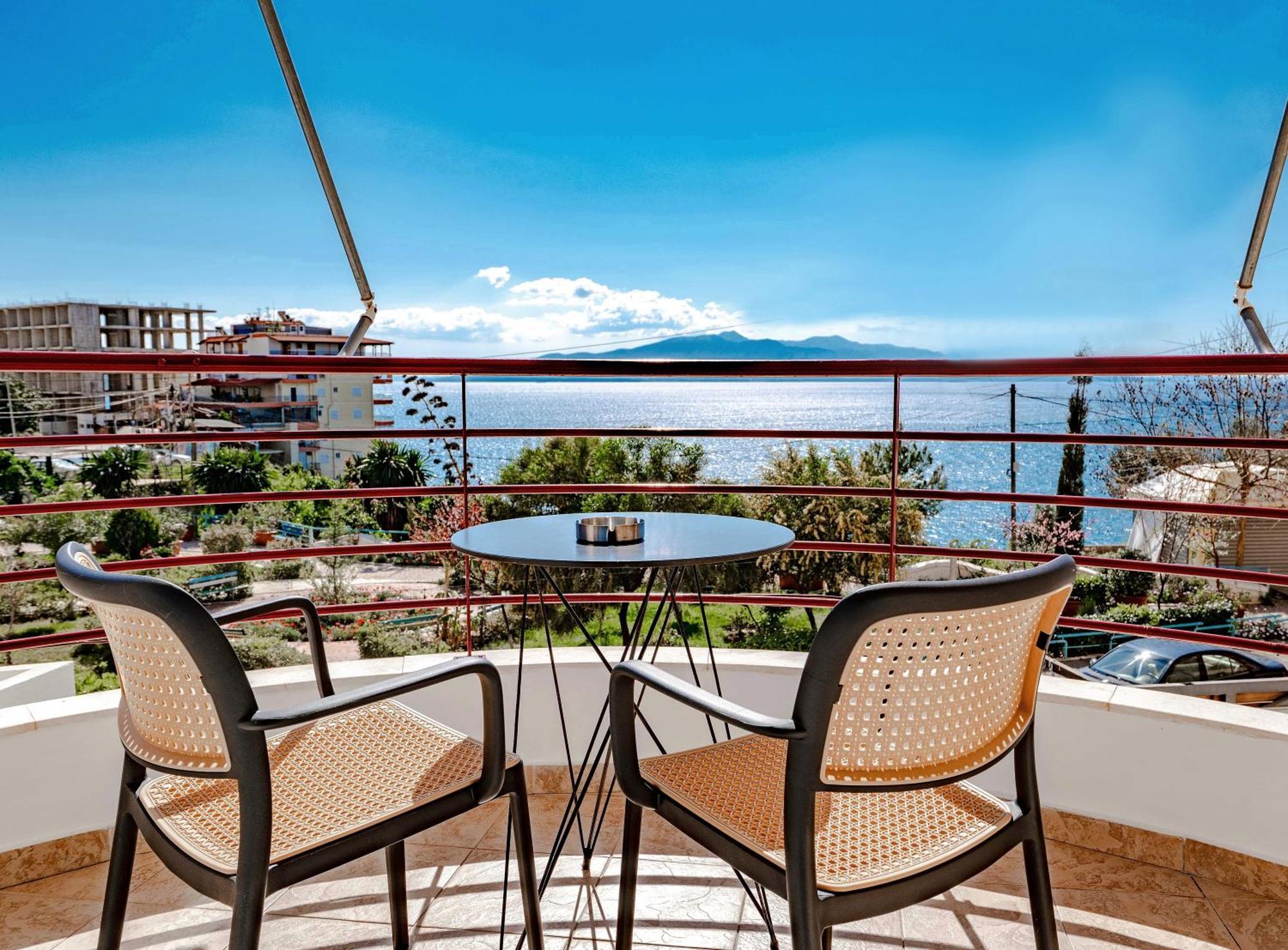 Sunny Apts Саранде Екстериор снимка