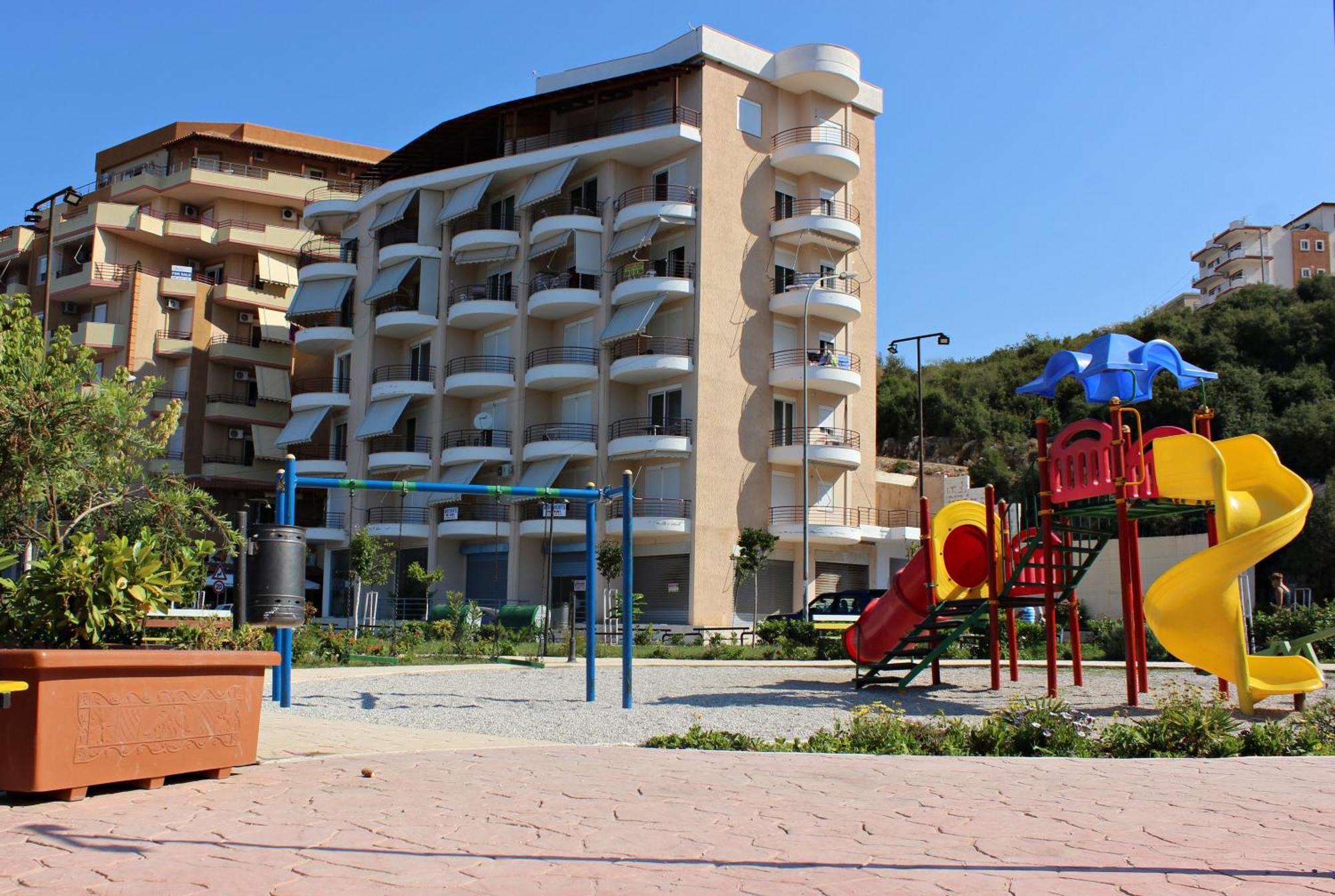 Sunny Apts Саранде Екстериор снимка